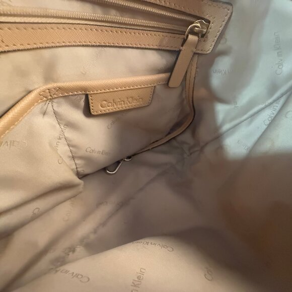 πCalvin Klein Hayden Saffiano Leather Patchwork Double Handle Tote - Handbag - Picture 16 of 16